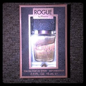 Rogue by Rihanna fragrance